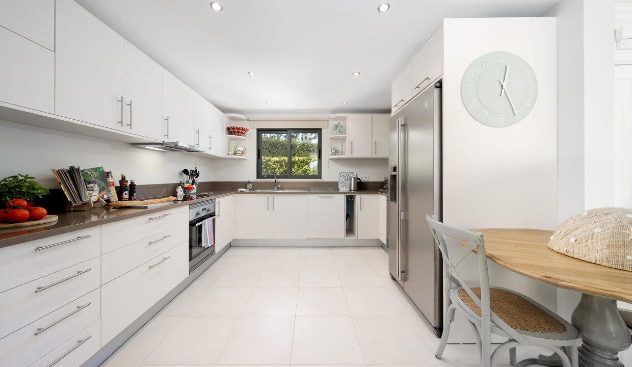 Kitchen 1